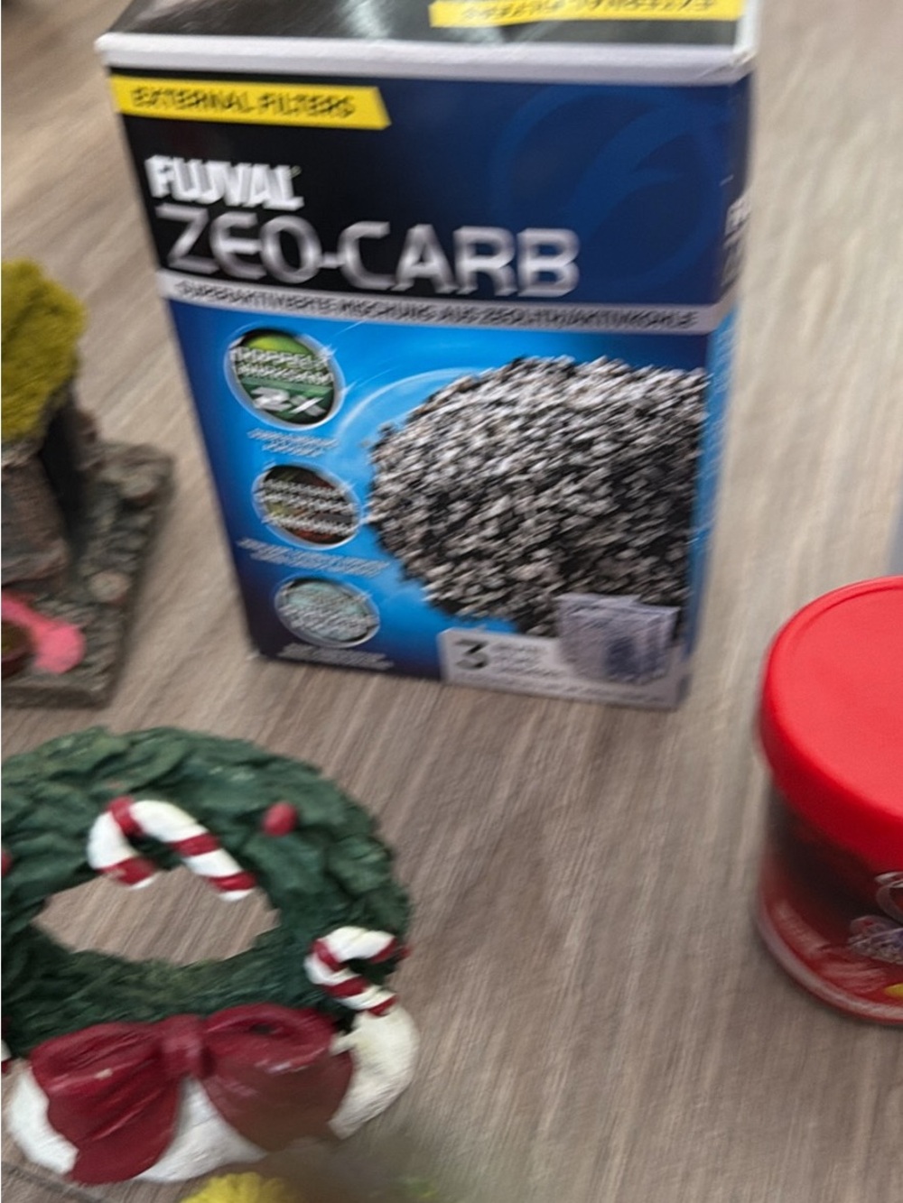 Assorted Aquarium necessities - Picture 4 of 6